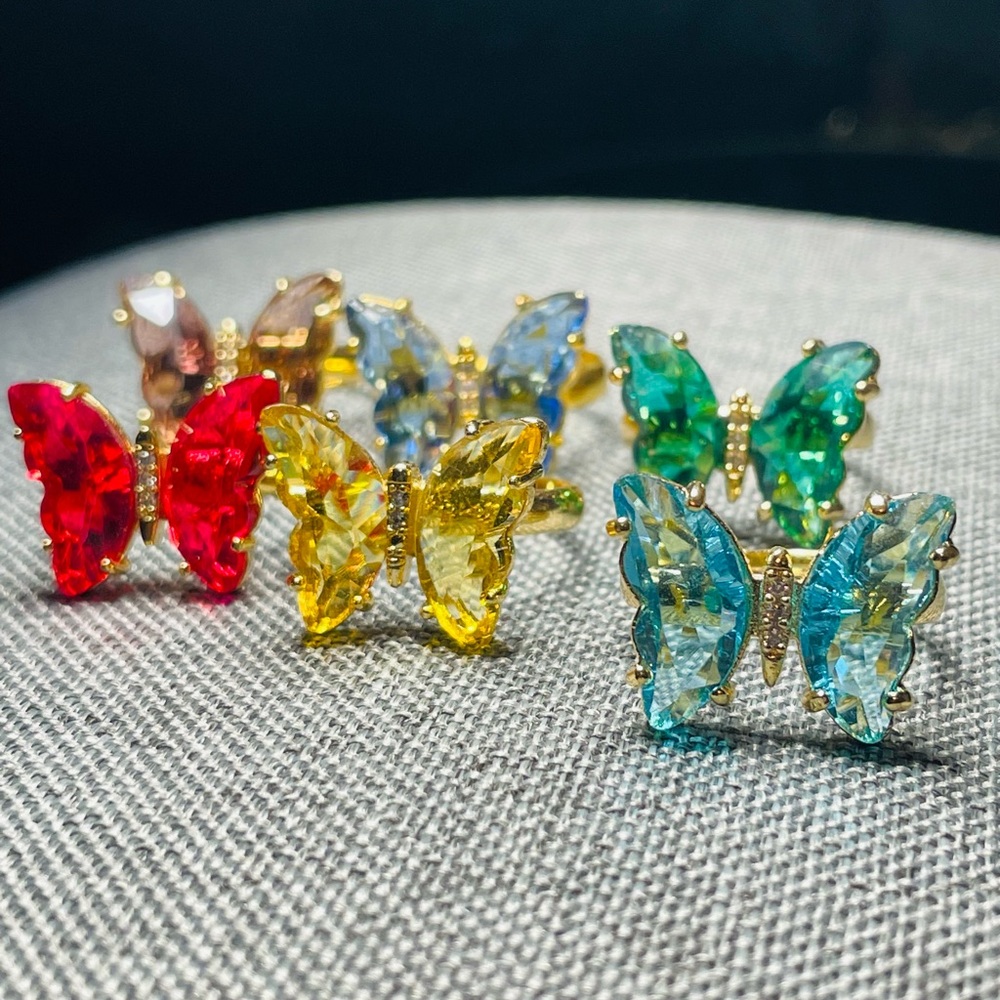 Butterfly ring 🦋 - Picture 2 of 3